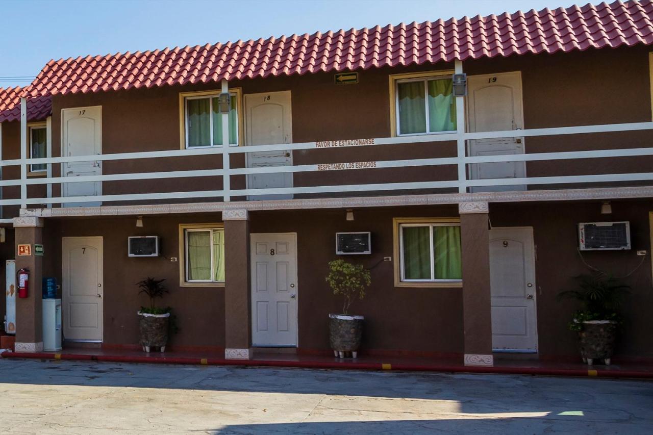 Oyo Hotel San Gilberto Hermosillo Eksteriør billede