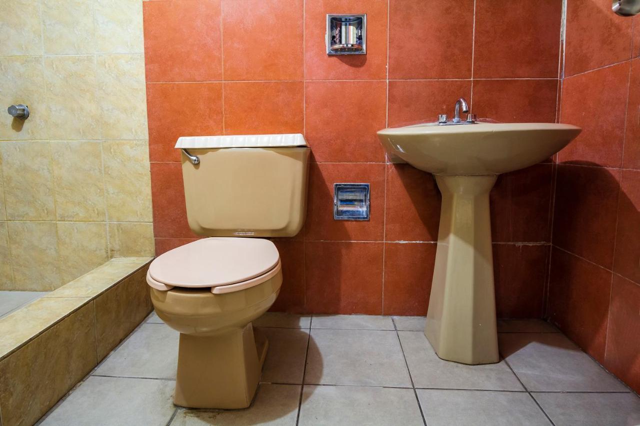 Oyo Hotel San Gilberto Hermosillo Eksteriør billede